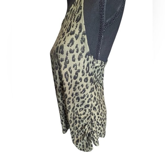 Old Navy Women’s Maternity Green and Black Relaxed Tank Top Size Small 0028 - Picture 5 of 5